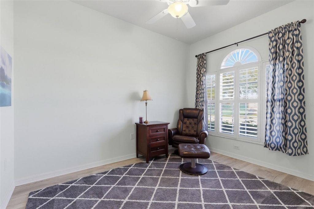 Image 8 of property listing at 2711 73RD COURT W 115, Bradenton, FL 34209