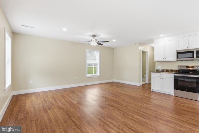16 S RAILROAD AVE, Greenwood, DE 19950