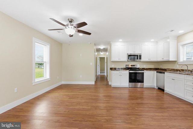 16 S RAILROAD AVE, Greenwood, DE 19950