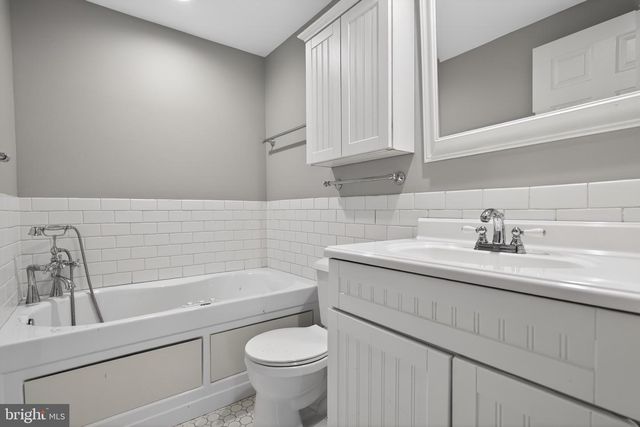 1700 GRANITE CT, Crofton, MD 21114