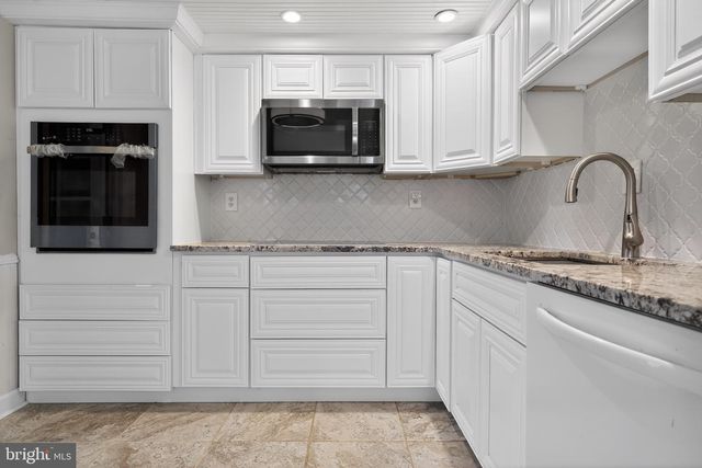 1700 GRANITE CT, Crofton, MD 21114