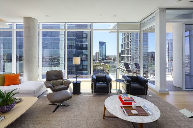 1747 Leonard Street 1102, Dallas, TX 75201