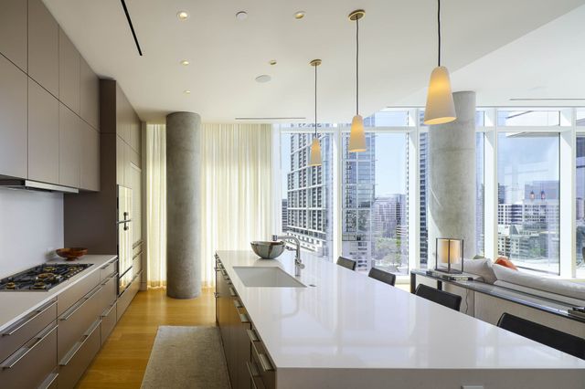 1747 Leonard Street 1102, Dallas, TX 75201