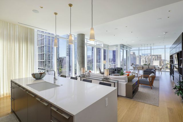 1747 Leonard Street 1102, Dallas, TX 75201