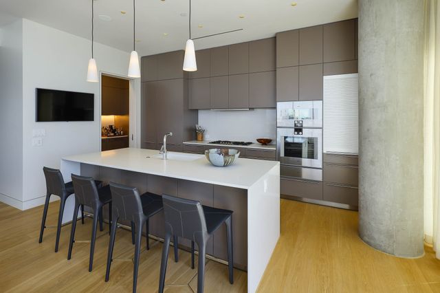 1747 Leonard Street 1102, Dallas, TX 75201