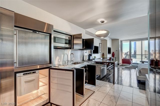 4381 West Flamingo Road 1218, Las Vegas, NV 89103