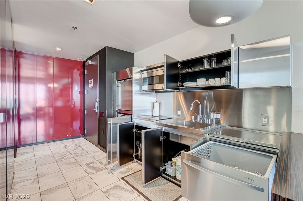 Image 19 of property listing at 4381 West Flamingo Road 1218, Las Vegas, NV 89103