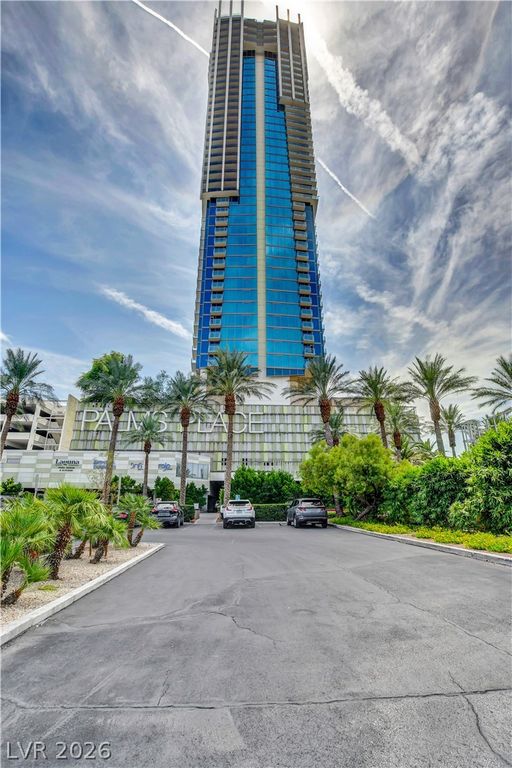 Image 43 of property listing at 4381 West Flamingo Road 1218, Las Vegas, NV 89103