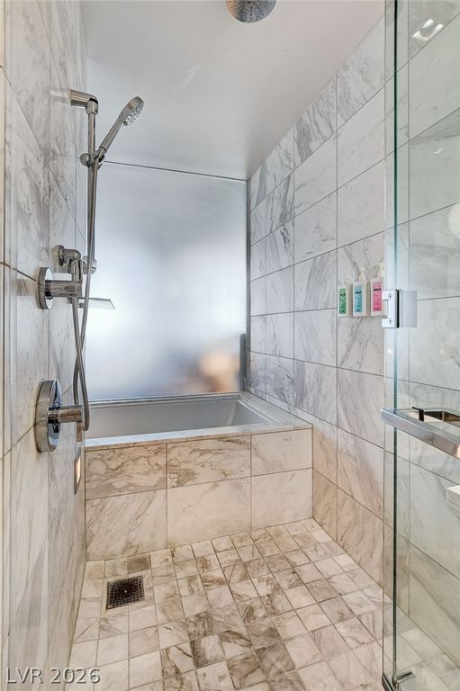 Image 6 of property listing at 4381 West Flamingo Road 1218, Las Vegas, NV 89103