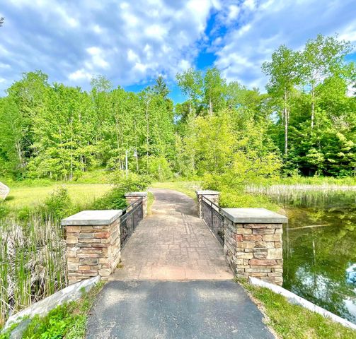 15953 Old Stonebridge Trail, Brainerd, MN 56401