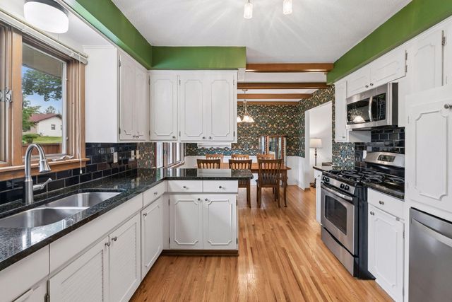 3909 Xylon Avenue N, New Hope, MN 55427