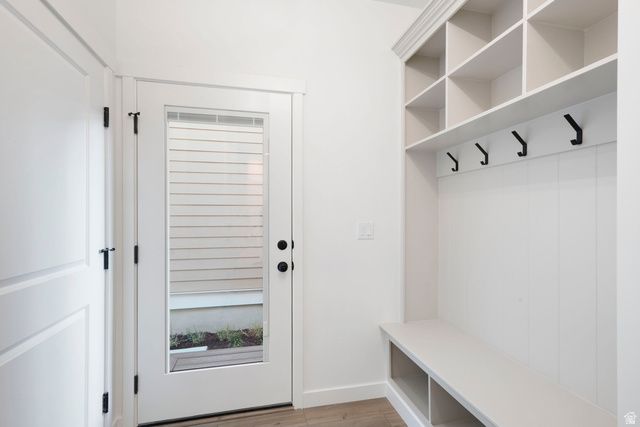 7027 W LAKE AVE, South Jordan, UT 84009