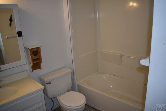 306 Belleview Ave, La Junta, CO 81050