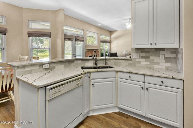 952 BLACKBERRY Lane, Jacksonville, FL 32259