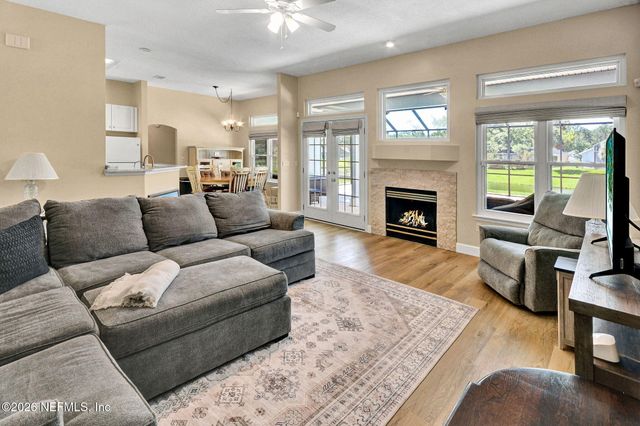 952 BLACKBERRY Lane, Jacksonville, FL 32259