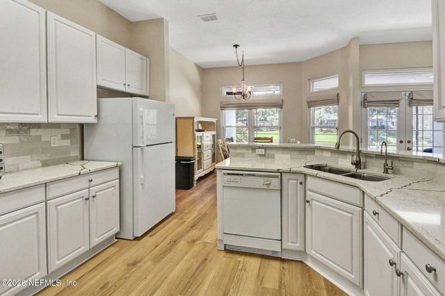 952 BLACKBERRY Lane, Jacksonville, FL 32259