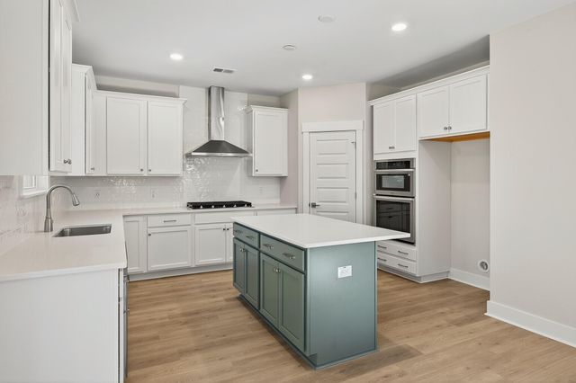 8601 Connor Court, North Charleston, SC 29406