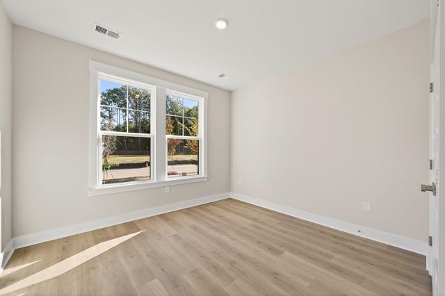 8601 Connor Court, North Charleston, SC 29406