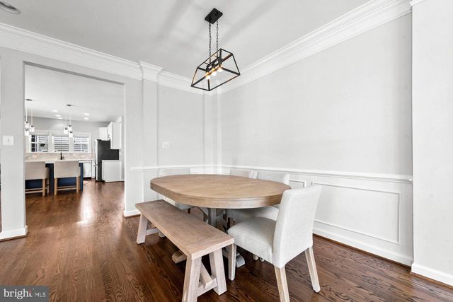 4165 JEREMY GRV, Fairfax, VA 22030