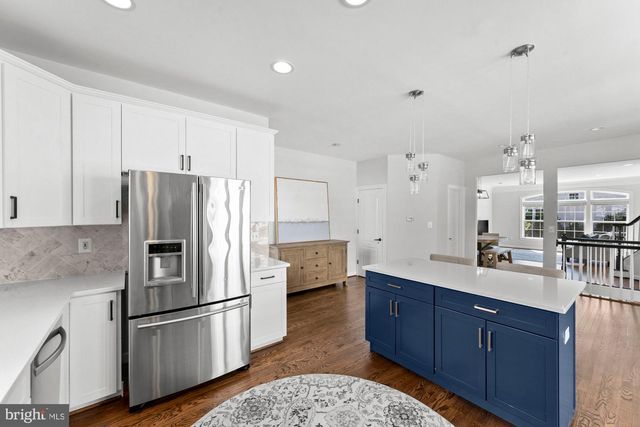 4165 JEREMY GRV, Fairfax, VA 22030