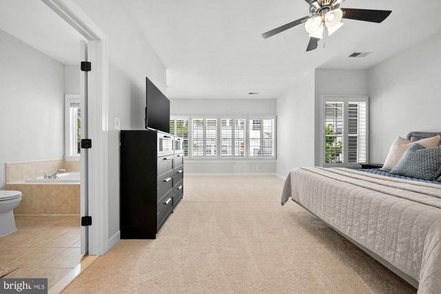 4165 JEREMY GRV, Fairfax, VA 22030
