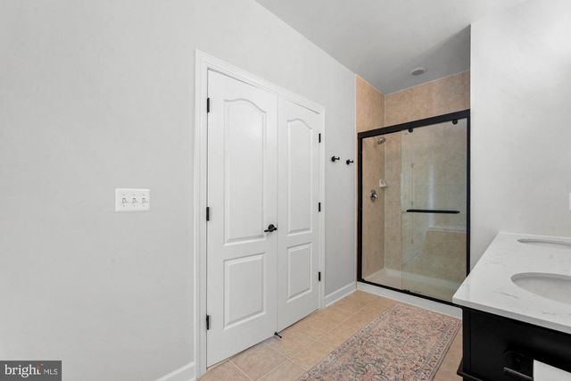 4165 JEREMY GRV, Fairfax, VA 22030