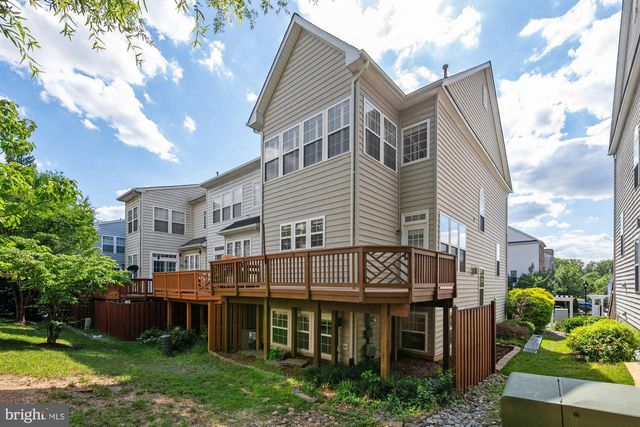 4165 JEREMY GRV, Fairfax, VA 22030