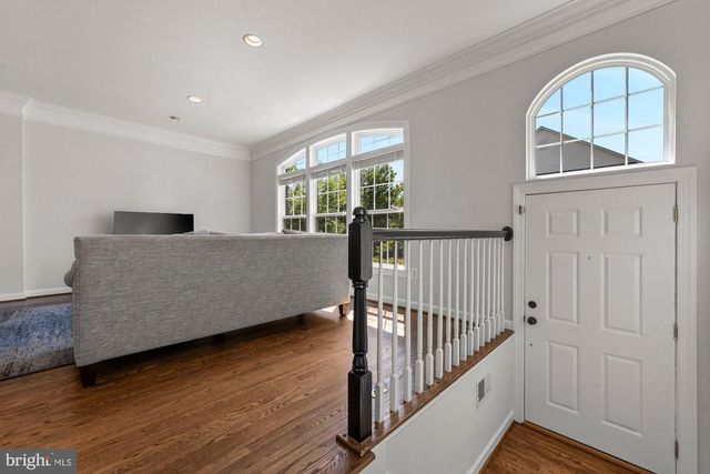 4165 JEREMY GRV, Fairfax, VA 22030