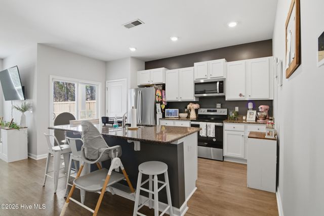 9634 Large Oak Court, Winnabow, NC 28479