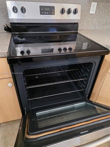 2911 SE 13th Ave 101-49, Homestead, FL 33035