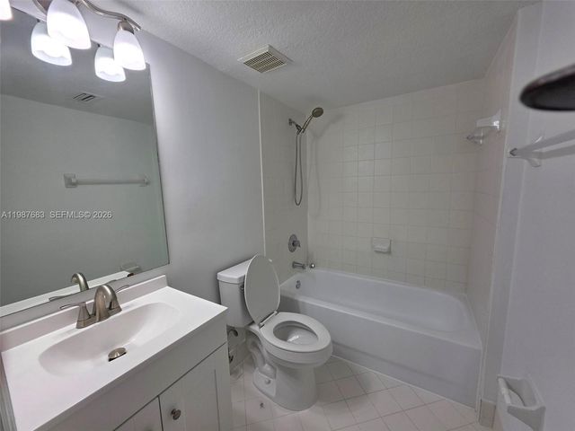 2911 SE 13th Ave 101-49, Homestead, FL 33035