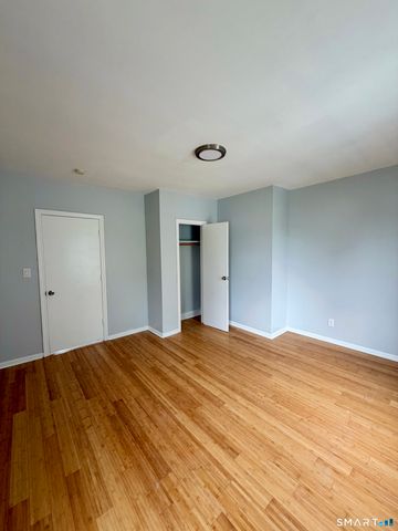 52 Clinton Avenue, Bridgeport, CT 06605
