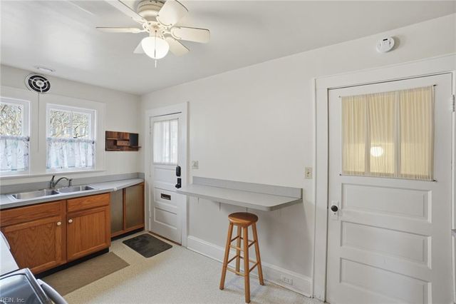 1164 Jamestown CRES, Norfolk, VA 23508