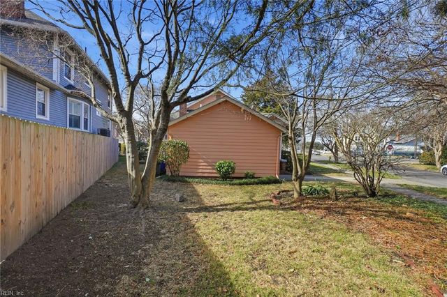 1164 Jamestown CRES, Norfolk, VA 23508