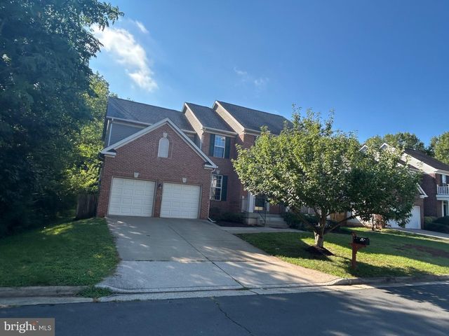 46797 BACKWATER DR, Sterling, VA 20164