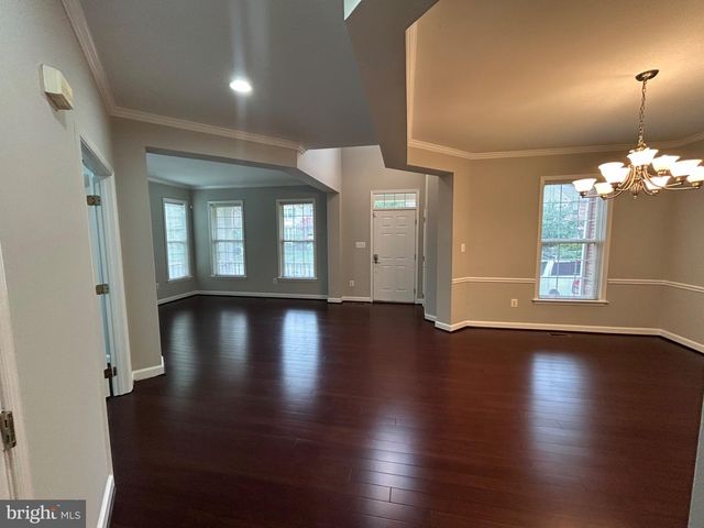 46797 BACKWATER DR, Sterling, VA 20164