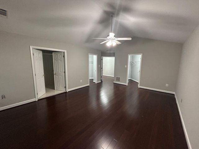 46797 BACKWATER DR, Sterling, VA 20164