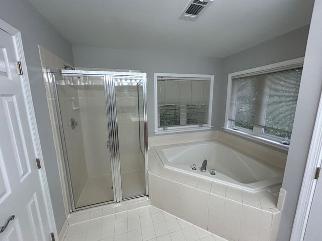 46797 BACKWATER DR, Sterling, VA 20164