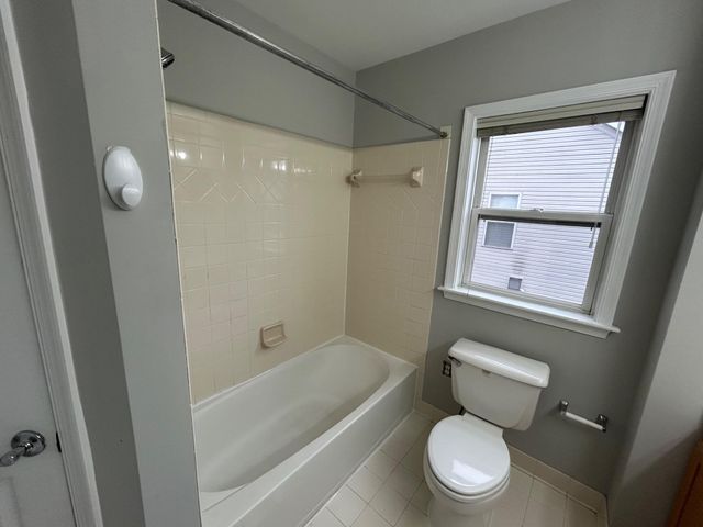 46797 BACKWATER DR, Sterling, VA 20164