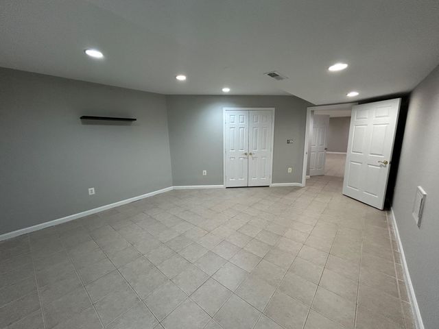46797 BACKWATER DR, Sterling, VA 20164