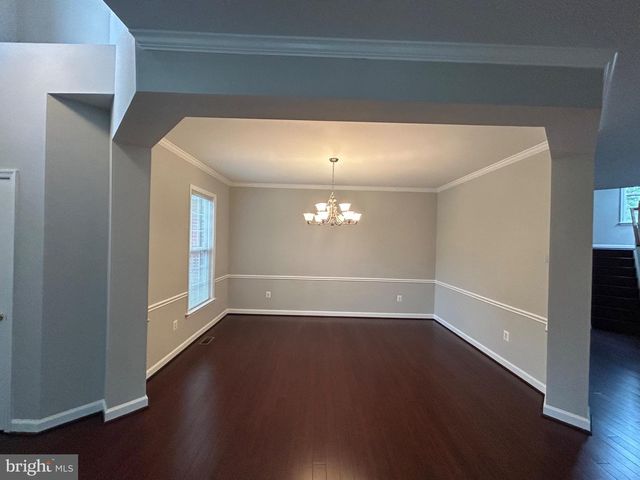 46797 BACKWATER DR, Sterling, VA 20164