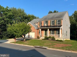 46797 BACKWATER DR, Sterling, VA 20164