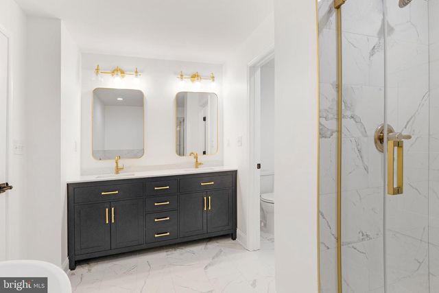 530 N CARROLLTON AVE, Baltimore, MD 21223