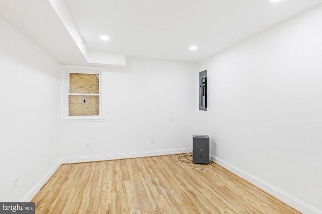 530 N CARROLLTON AVE, Baltimore, MD 21223