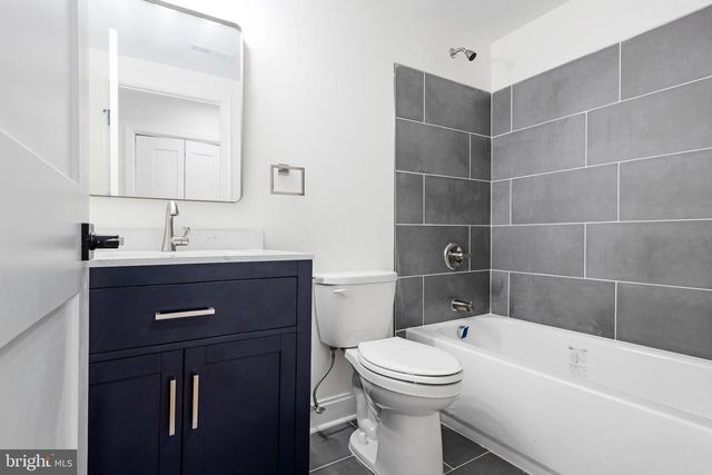 530 N CARROLLTON AVE, Baltimore, MD 21223