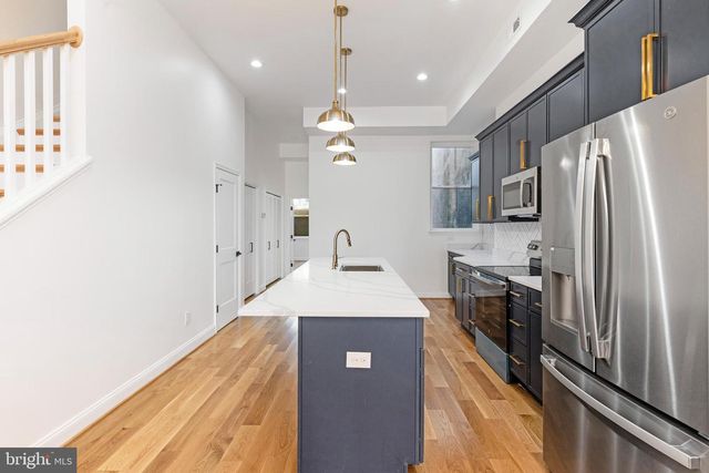 530 N CARROLLTON AVE, Baltimore, MD 21223