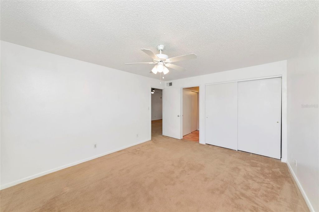 Image 13 of property listing at 6033 34TH STREET W 58, Bradenton, FL 34210