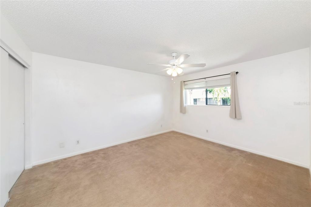 Image 15 of property listing at 6033 34TH STREET W 58, Bradenton, FL 34210