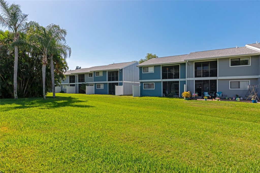 Image 39 of property listing at 6033 34TH STREET W 58, Bradenton, FL 34210