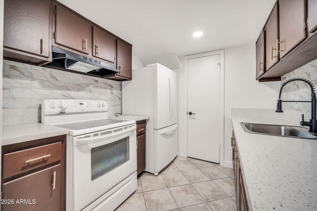3338 W LAS PALMARITAS Drive, Phoenix, AZ 85051